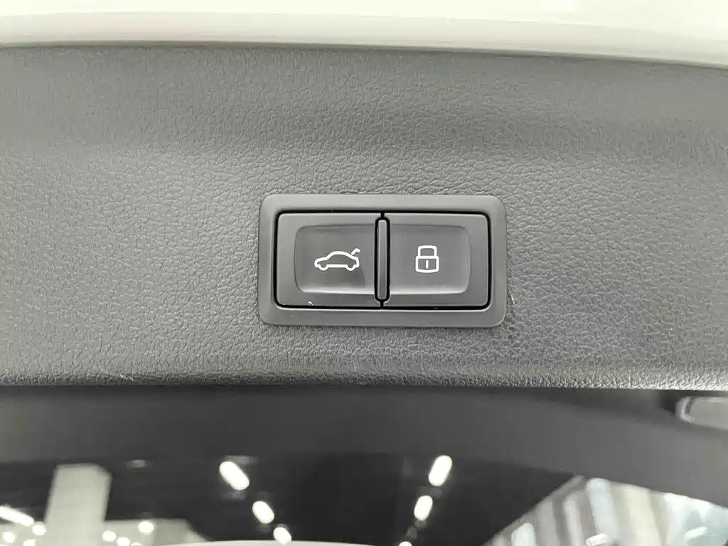 Audi Q3 2022 — фото 18