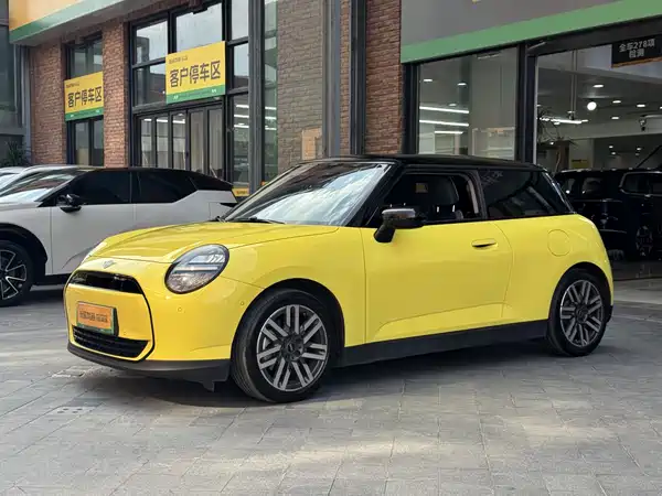 MINI Cooper 2025