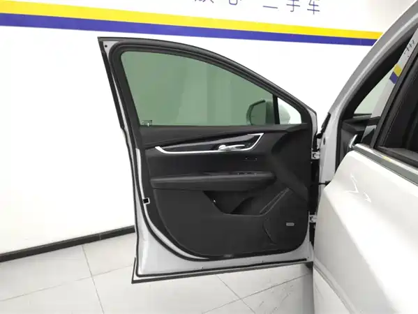 Cadillac XT5 2023