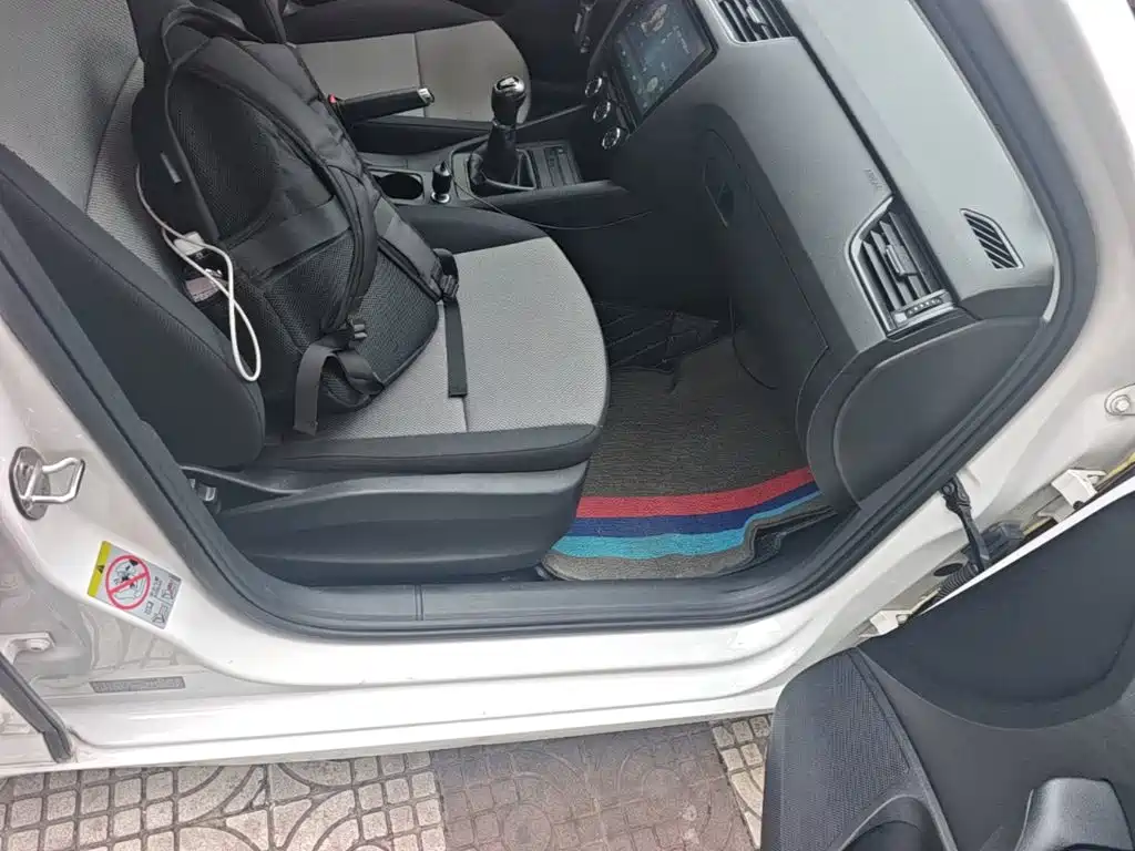 Skoda Octavia 2018 — фото 11