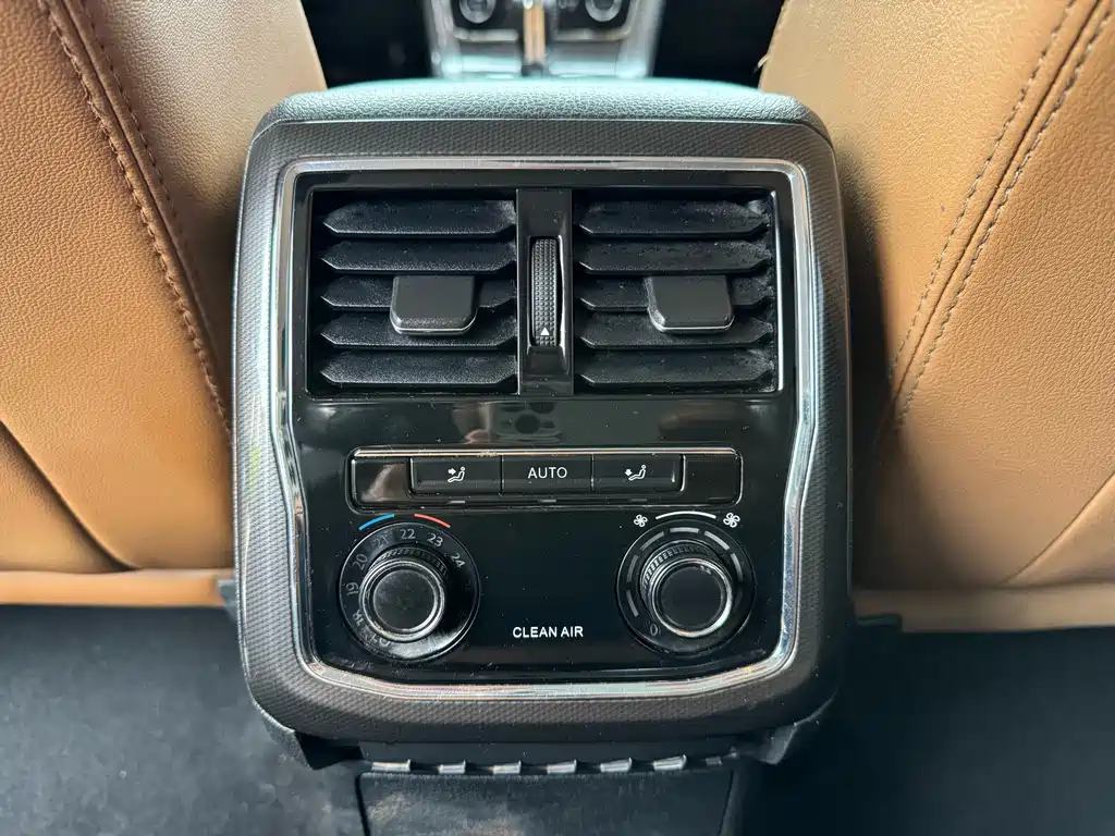 Volkswagen Passat 2016 — фото 19