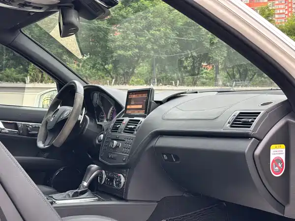 Mercedes-Benz C-Class AMG 2010