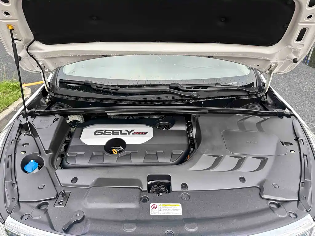 Geely Emgrand GS 2017 — фото 15