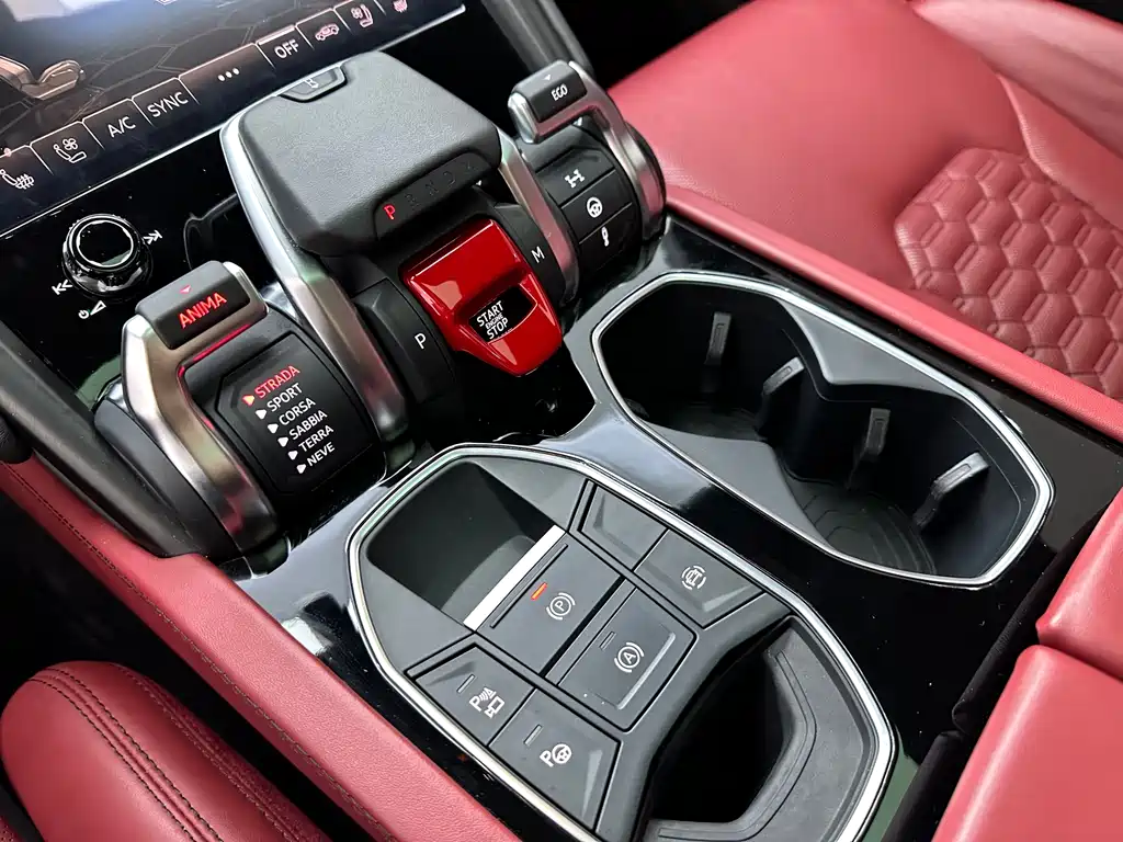 Lamborghini Urus 2022 — фото 10