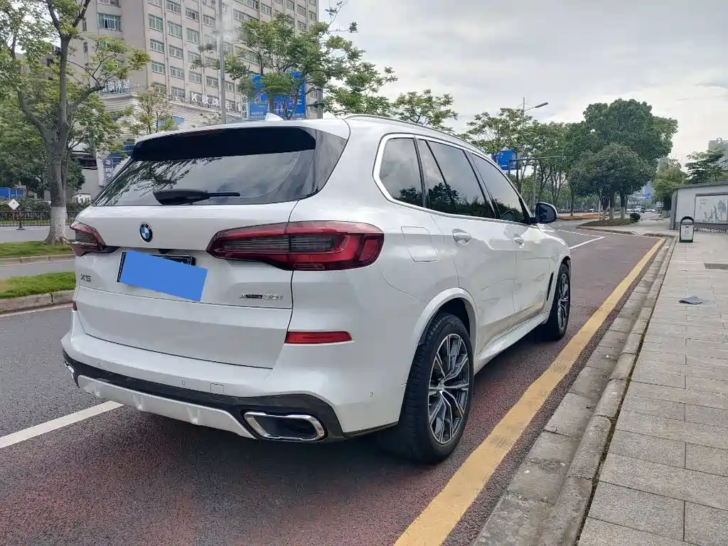 BMW X5 2022 — фото 18