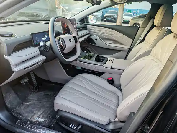 Geely Galaxy Starshine 8 2025