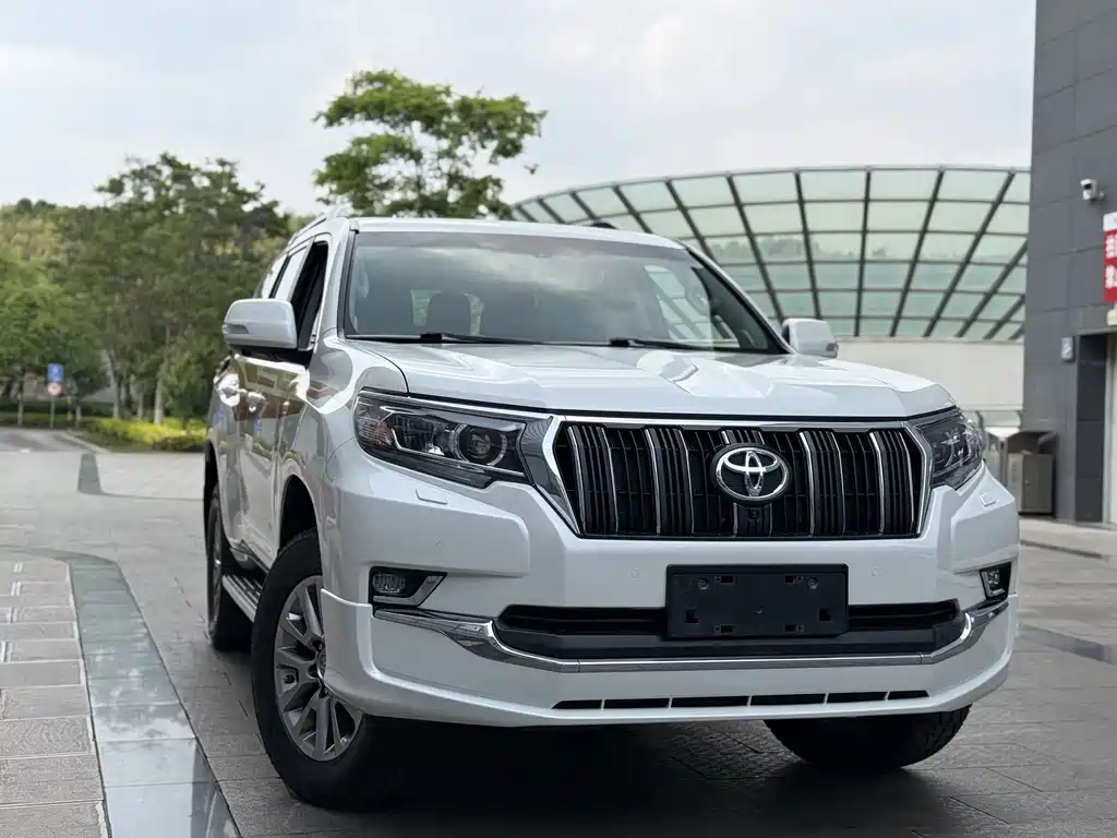 Toyota Prado 2019 — фото 3