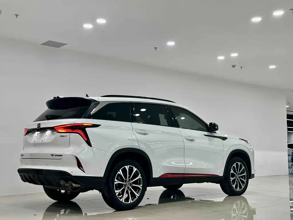 Changan CS75PLUS 2020 — фото 10