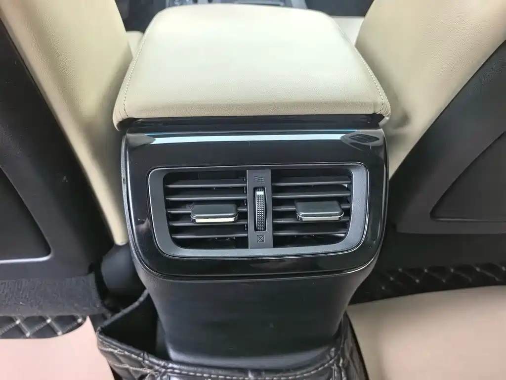 Honda Spirior 2015 — фото 18