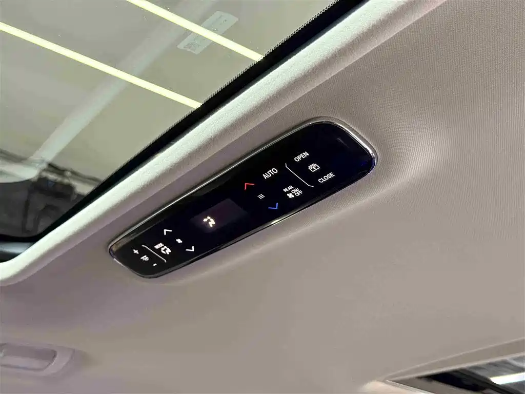 Honda Elysion 2025 — фото 16