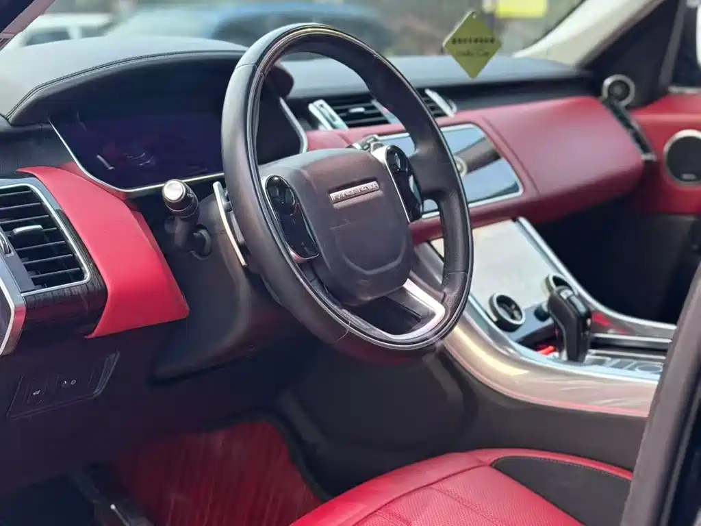 Land Rover Sport 2022