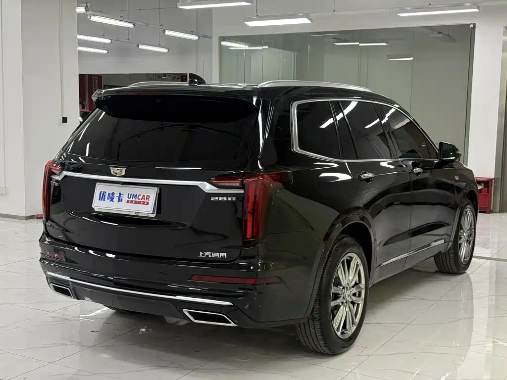 Cadillac XT6 2021 — фото 6
