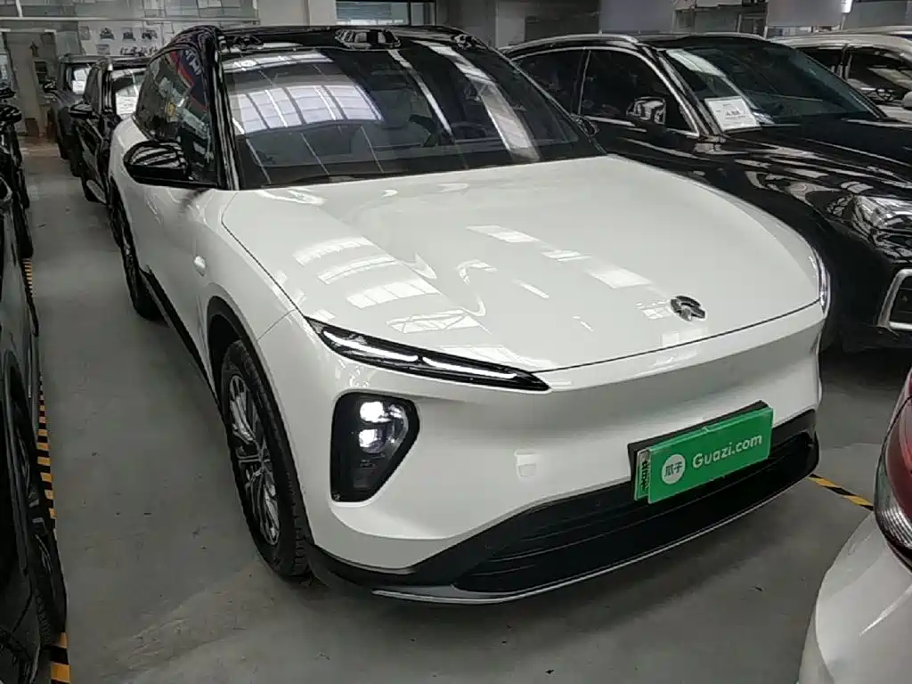 NIO ES6 2025