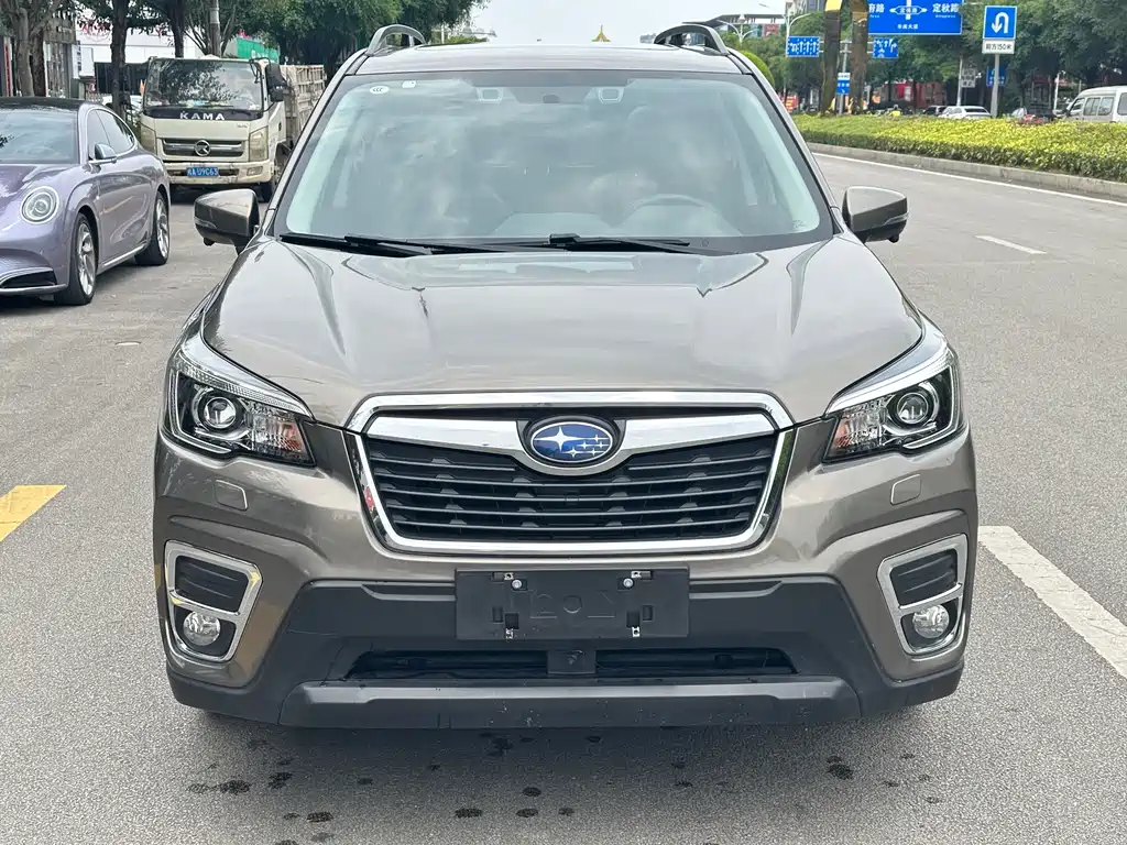 Subaru Forester 2020 — фото 2
