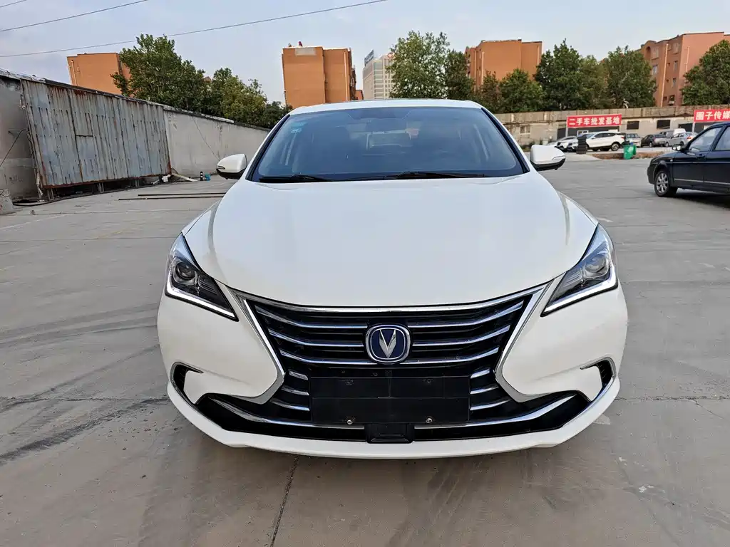Changan Eado 2018 — фото 5