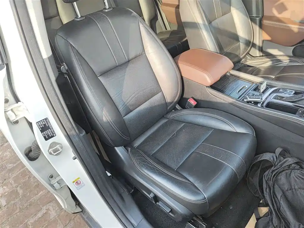 GAC Motor Trumpchi GS8 2019 — фото 25