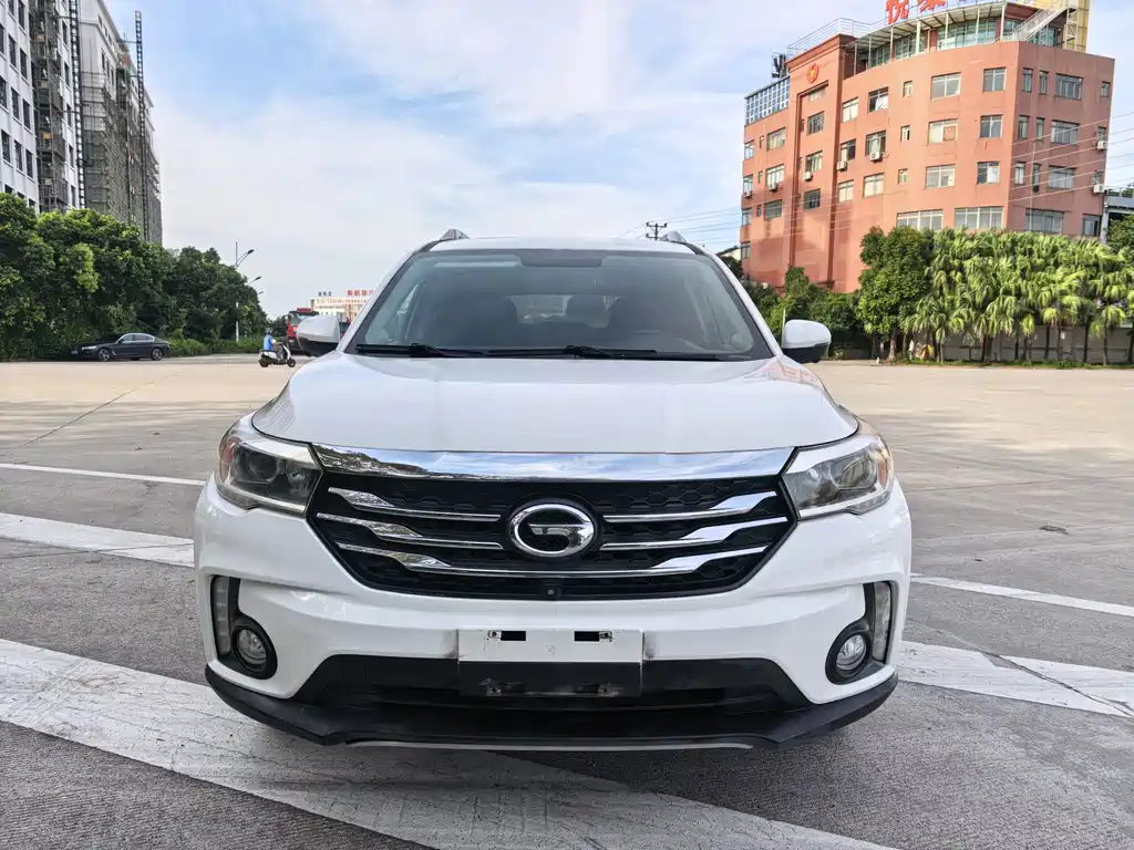 GAC Motor Trumpchi GS4 2017 — фото 2