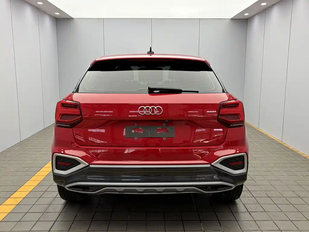 Audi Q2L 2022