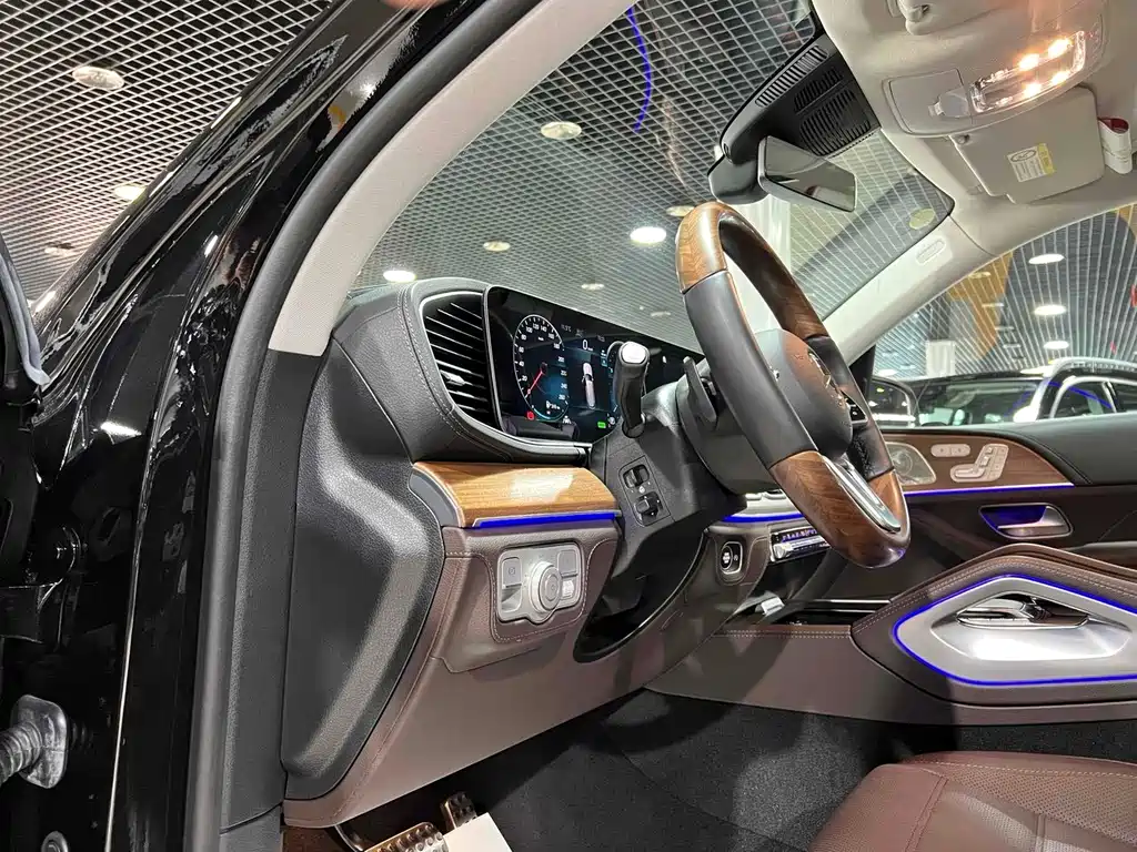 Mercedes-Benz GLS 2023 — фото 10