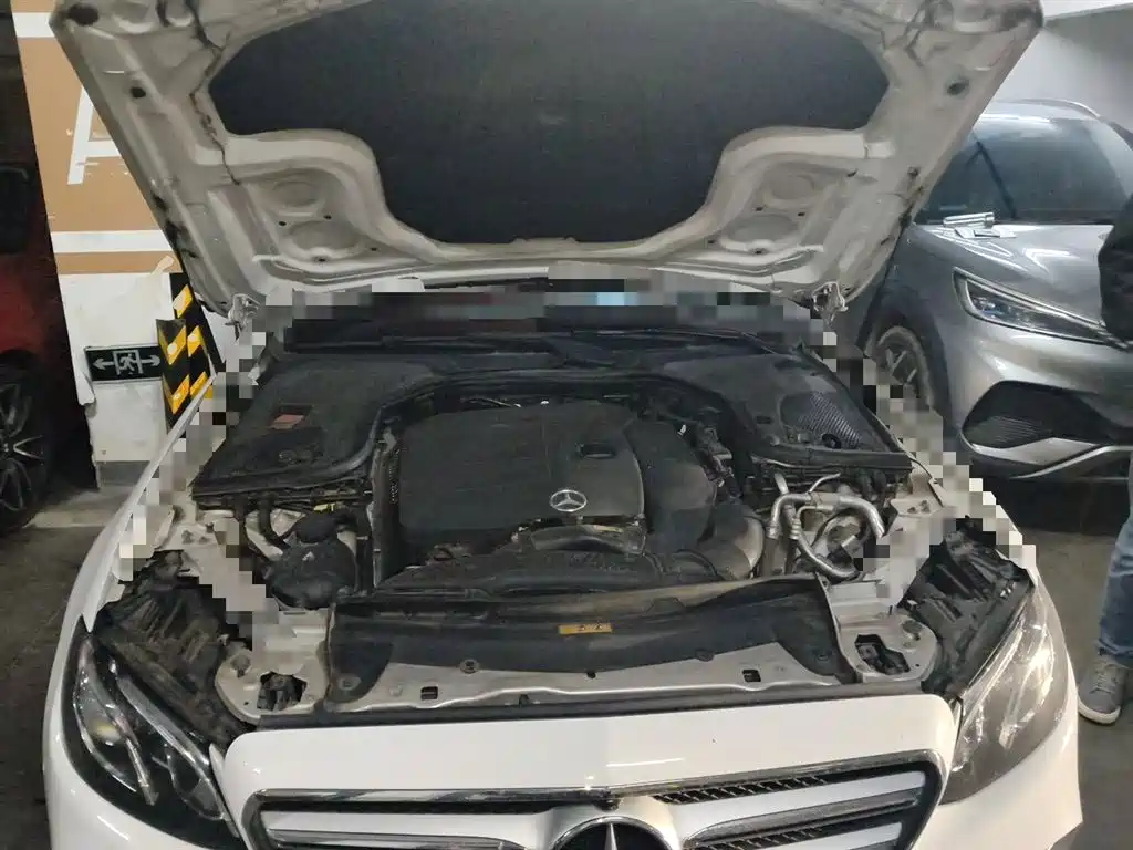 Mercedes-Benz E-Class 2020 — фото 11