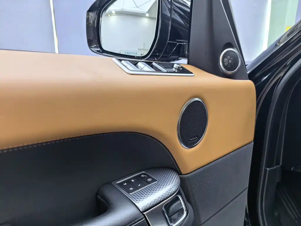 Land Rover Sport 2020