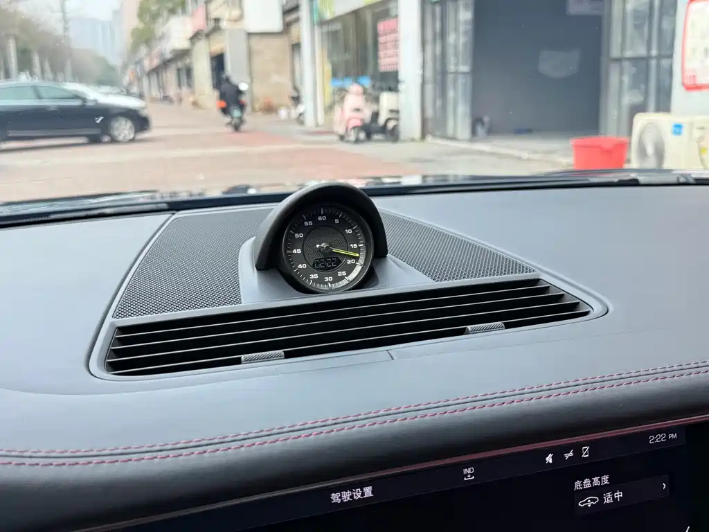 Porsche Panamera Hybrid 2018 — фото 18