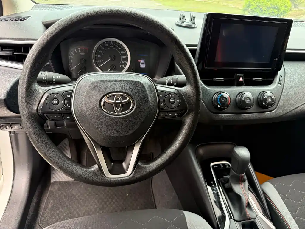Toyota Corolla 2024 — фото 10