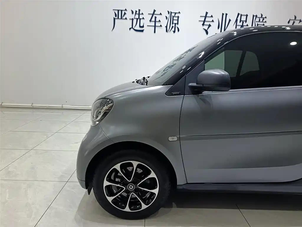smart fortwo 2017 — фото 15