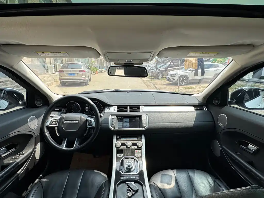 Land Rover Evoque 2016 — фото 13