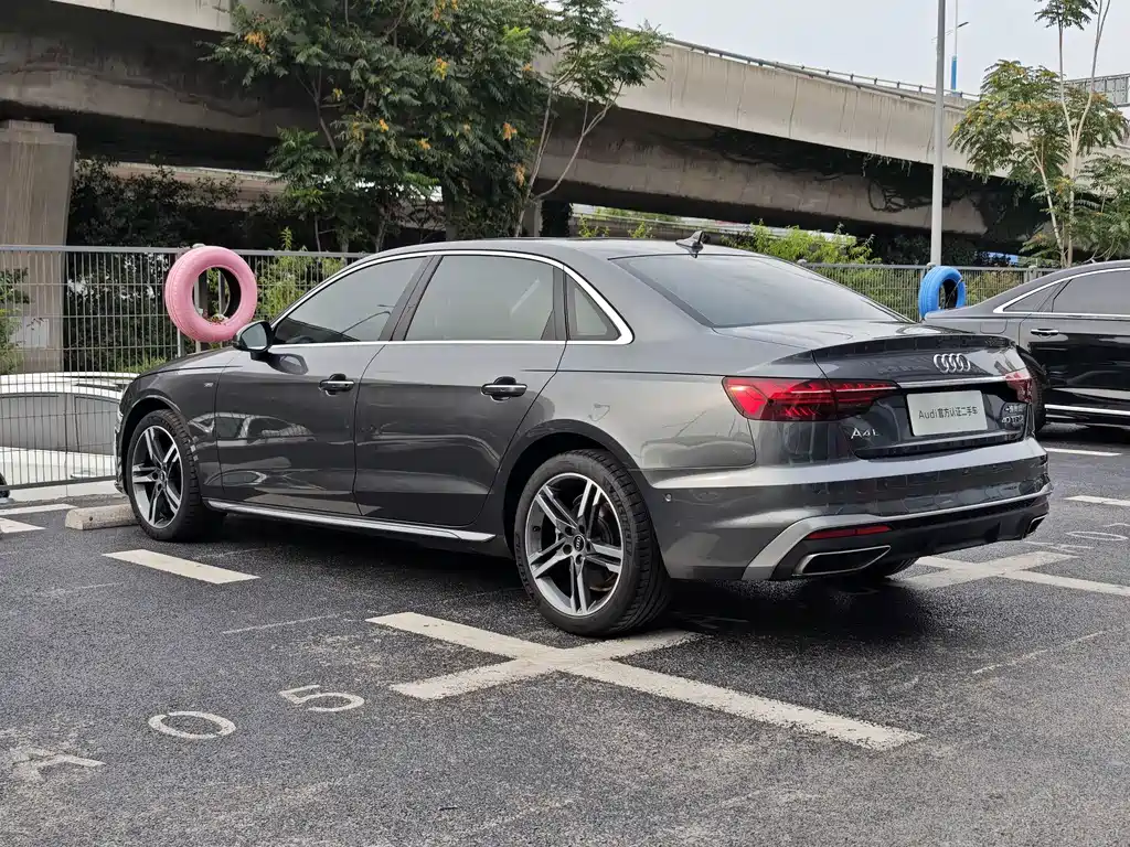 Audi A4L 2022