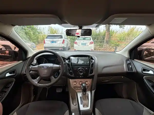 Ford Focus 2012
