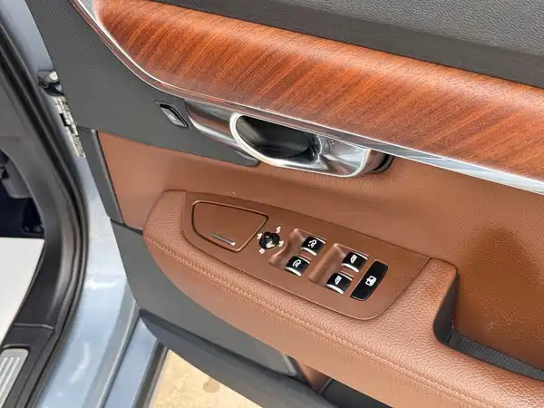 Volvo S90 2018