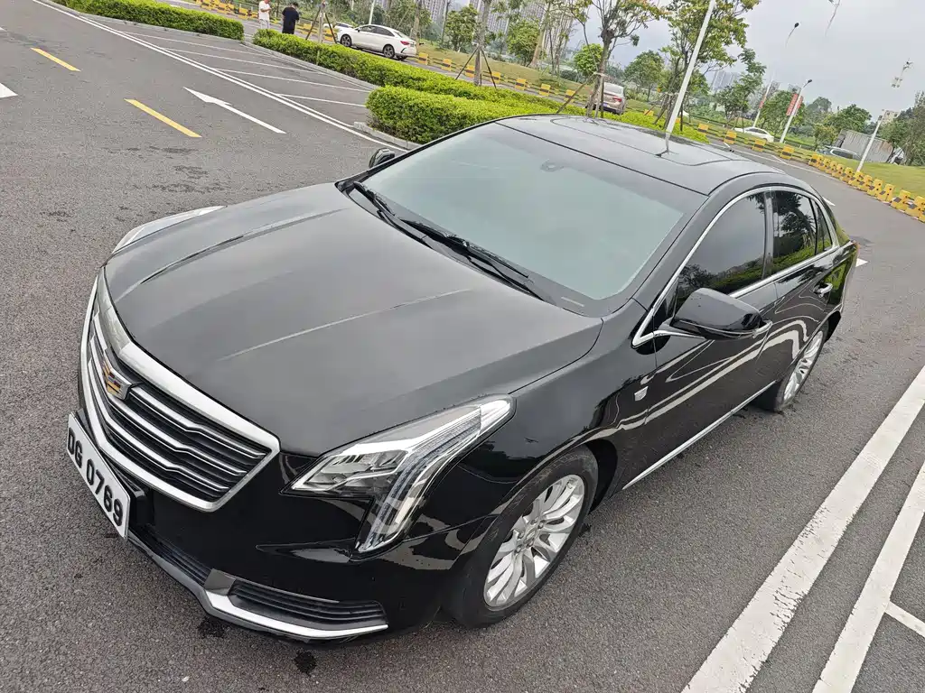 Cadillac XTS 2018 — фото 6