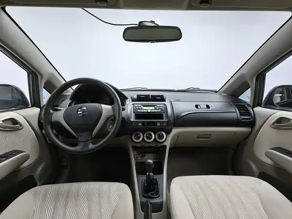 Everus S1 2015