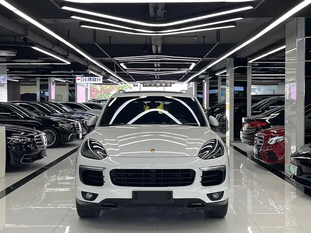 Porsche Cayenne 2016