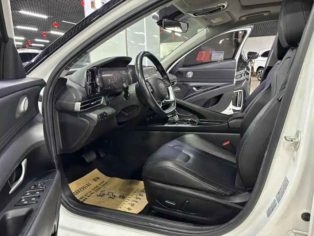 Hyundai Elantra 2020