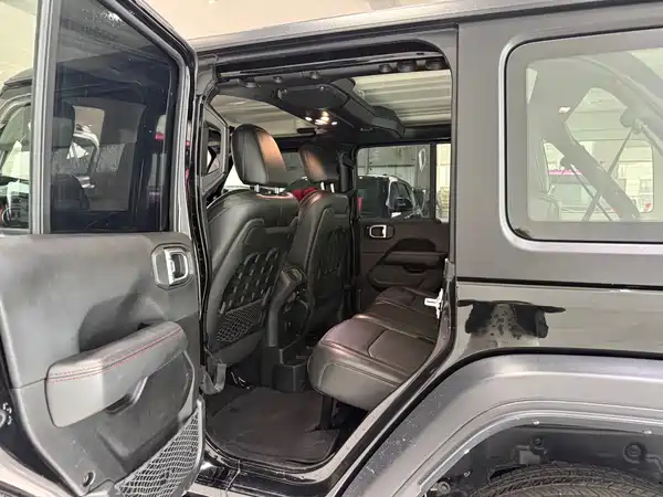 Jeep Wrangler 2021