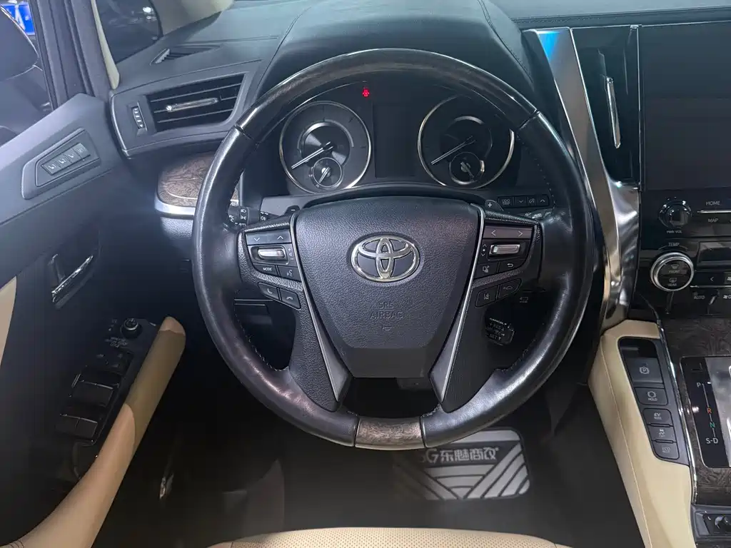 Toyota Wilfa 2022 — фото 10