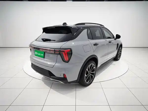 Lynk & Co 01 2023