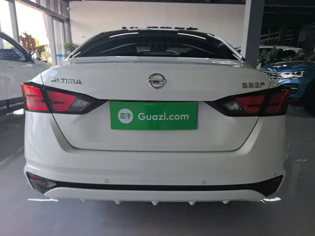 Nissan Teana 2022