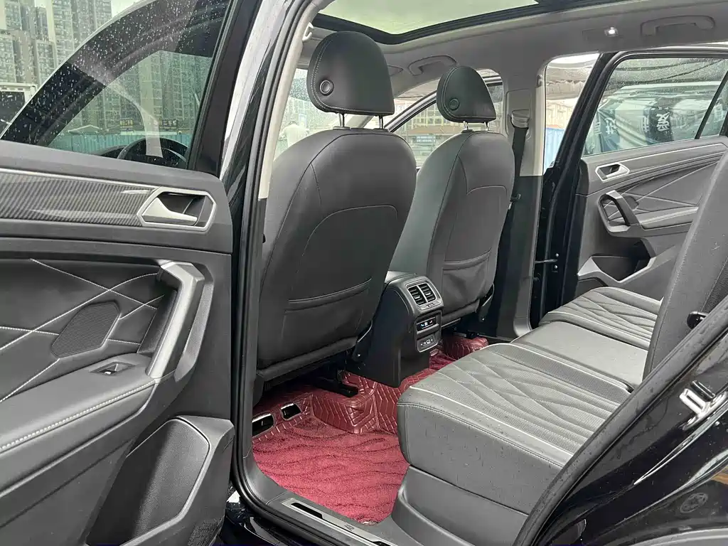 Volkswagen Tiguan L 2022
