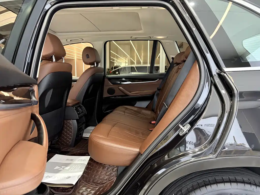 BMW X5 2015 — фото 19
