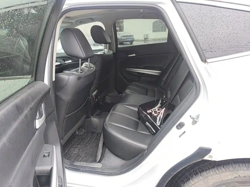 Honda Crosstour 2015 — фото 15