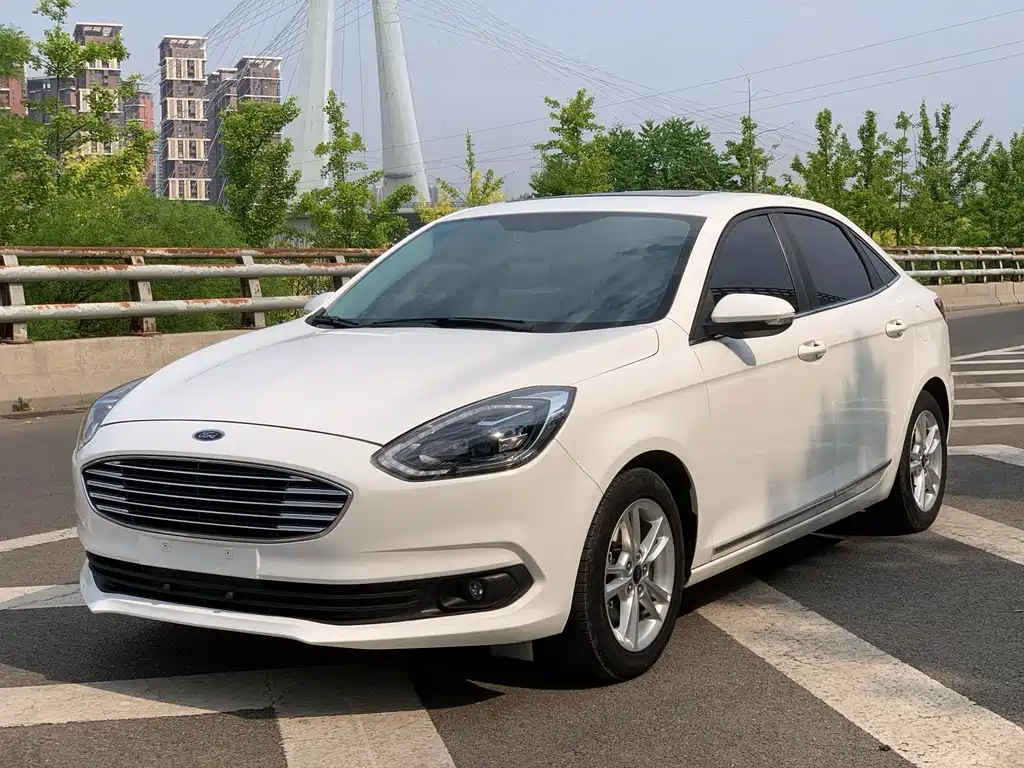Ford Escort 2021