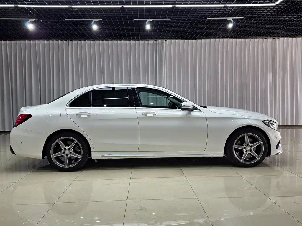 Mercedes-Benz C-Class 2015