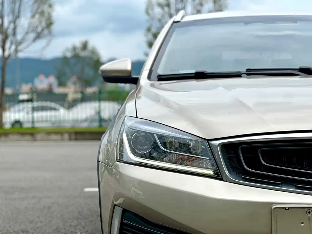 Geely Vision S1 2018 — фото 15