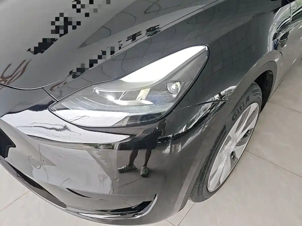 Tesla Model Y 2023 — фото 24