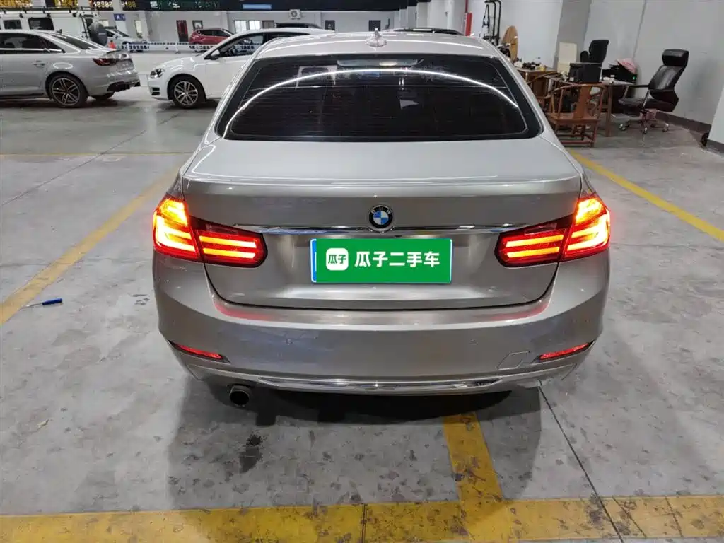 BMW 3 Series 2015 — фото 22