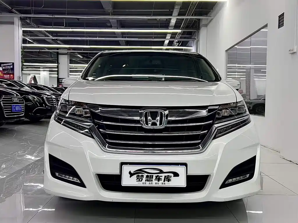Honda Elysion 2017