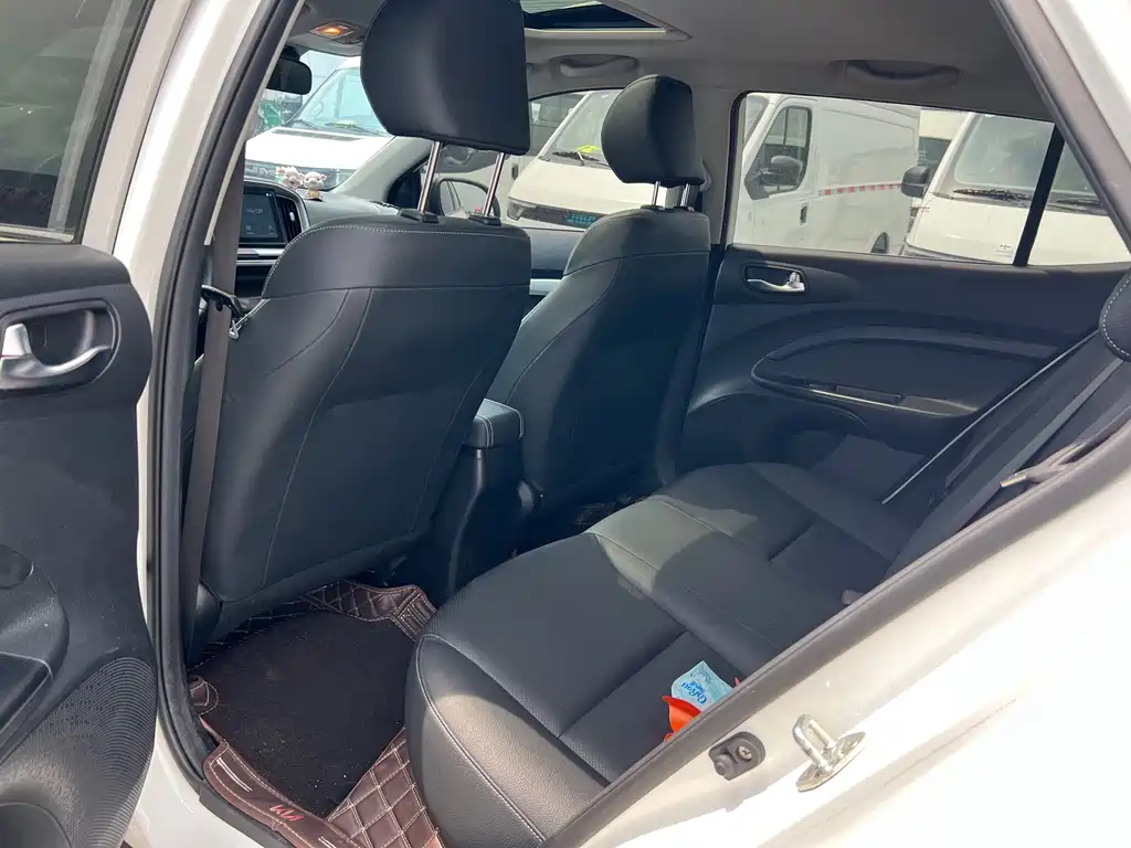 Kia KX1 2022